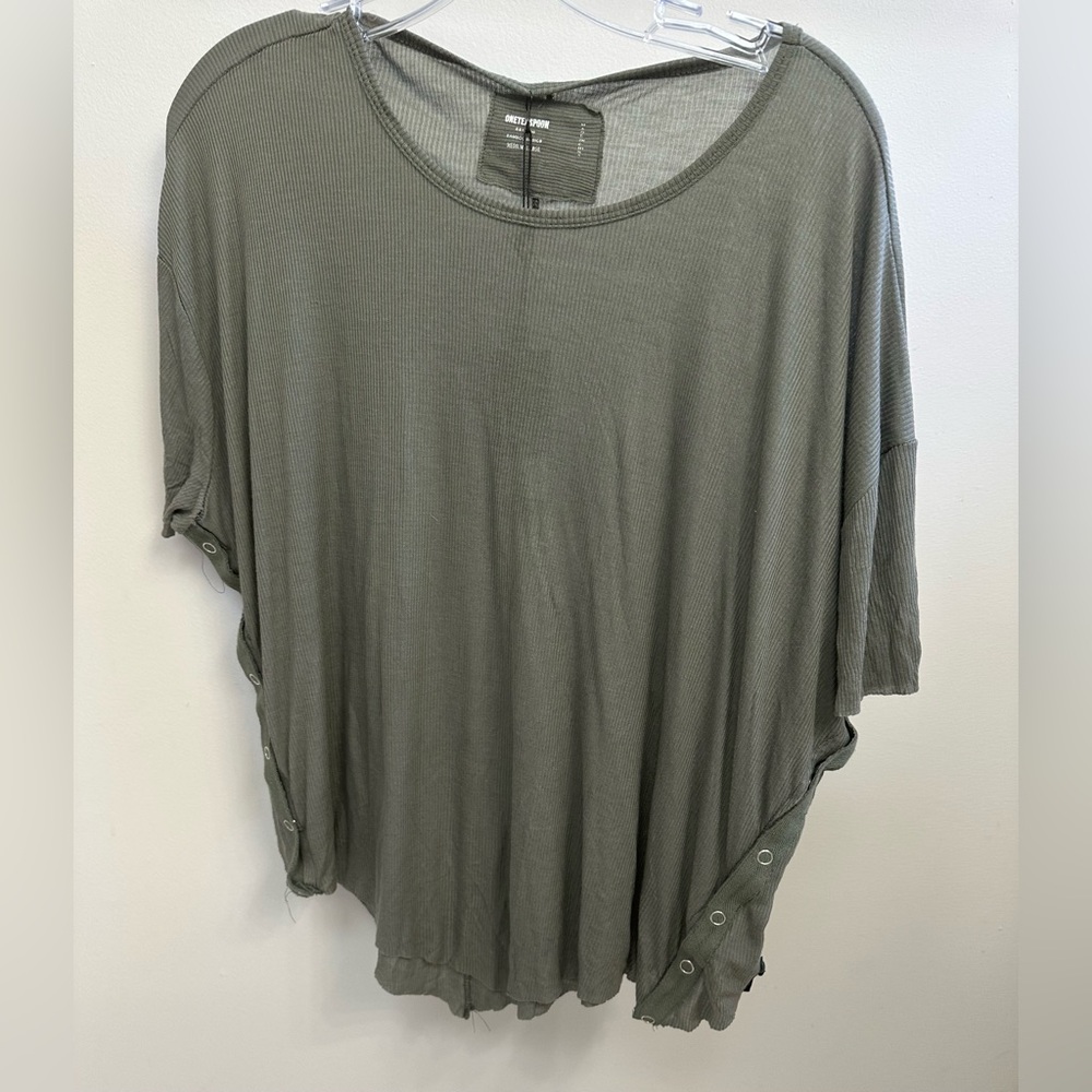 One Teaspoon  For Free People Bamboo Ribbed Tee NWT M/L Kahki